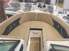 Sea Ray 230 SPXE - picture 7