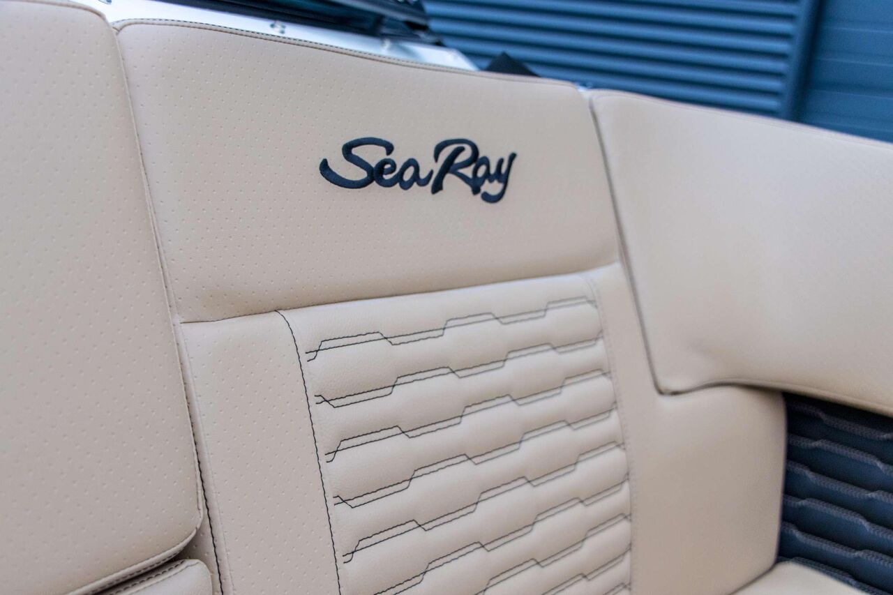 Sea Ray SPX 230 - picture 3