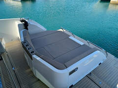 Galeon 430 Skydeck - picture 5