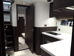 Galeon 485 HTS - picture 2