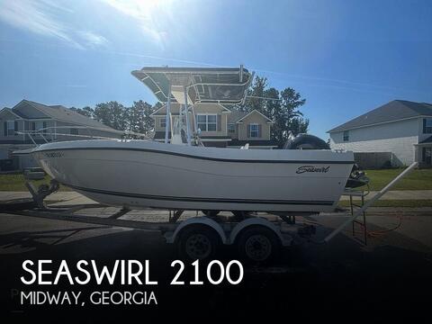 Seaswirl 2100CC Striper