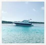 Cruisers Yachts 420 Sports Coupe - image 2