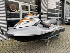 Sea-Doo RXT 255 RS - picture 1
