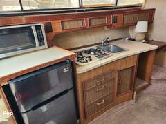 Sea Ray 340 Sundancer Express - picture 10