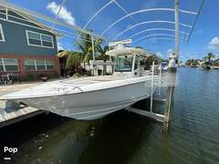 Boston Whaler 320 Outrage - picture 6
