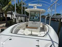 Boston Whaler 320 Outrage - picture 10