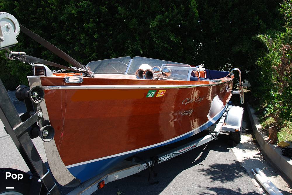 Chris-Craft 18 Deluxe Utility - picture 3