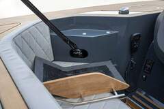 Evo Yachts T2 - picture 10
