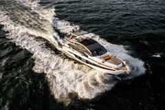 Galeon 700 Skydeck - picture 8