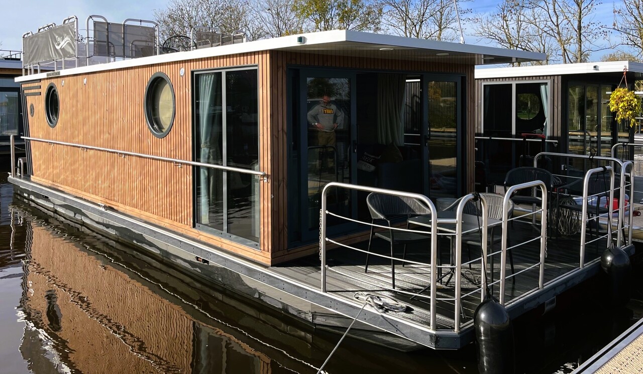 Nordic 40 Met Ligplaats NS 40 Eco 36m2 Houseboat - resim 3