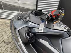 Sea-Doo RXT X-rs 300 W/ Audio - picture 10