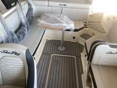 Sea Ray 230 SPX - picture 7