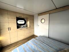 Per Direct Campi 400 Houseboat (special Design) - image 9