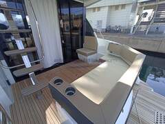 Bavaria 40 R Fly - picture 7