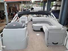 Ranger Boats RP223F - picture 2