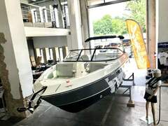 Sea Ray 250 SLX Bowrider Wakeboard Tower - picture 1
