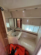 Azimut AZ 40 Fly Priced to sell. - picture 10
