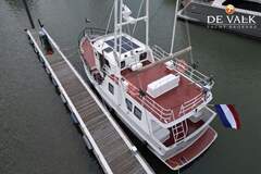 Long Range Trawler 42 - picture 4