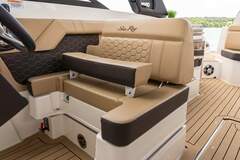 Sea Ray SDX 290 - picture 9