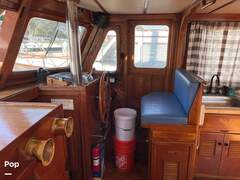 Marine Trader 40 Double Cabin - picture 9