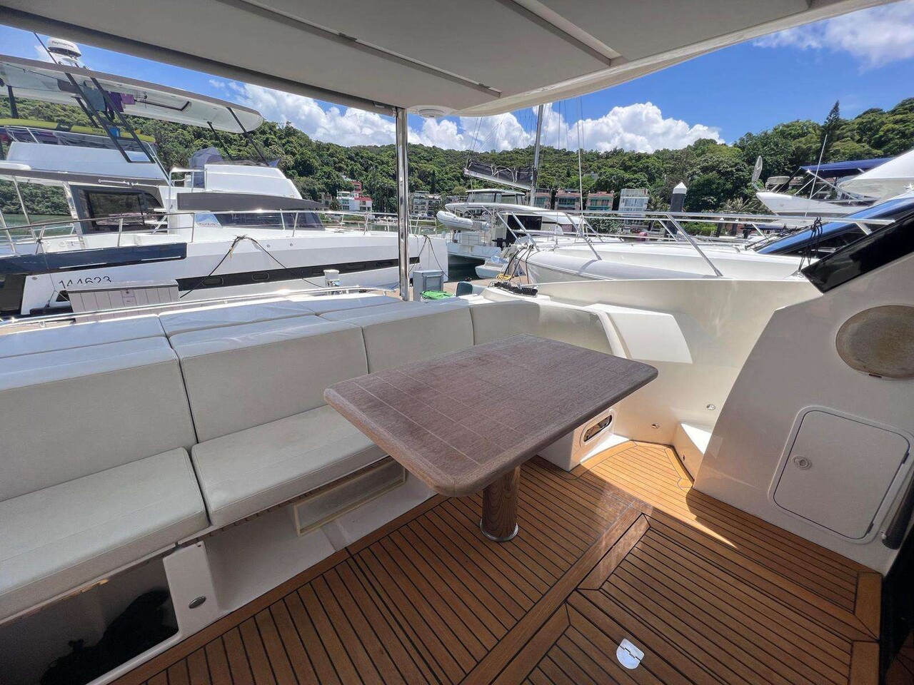 Absolute Yachts 50 Fly - resim 3