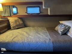 Carver 3207 Aft Cabin - picture 6