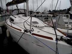 Jeanneau Sun Odyssey 30i DL from 2012, 2 Cabins and 1 - resim 1