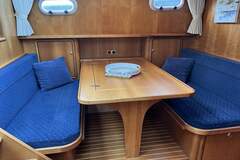Linssen Grand Sturdy 430 AC Twin - picture 10