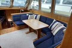 Linssen Grand Sturdy 430 AC Twin - picture 6