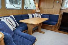 Linssen Grand Sturdy 430 AC Twin - picture 7