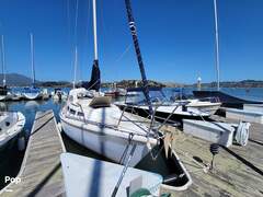 Catalina 27 Shoal - picture 2
