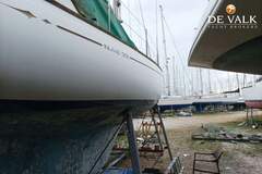 Classic Sailing Yacht - image 10
