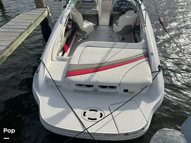 Sea Ray 220 Select - picture 2