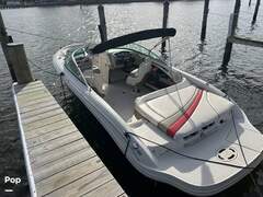 Sea Ray 220 Select - picture 4