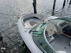 Sea Ray 220 Select - picture 6