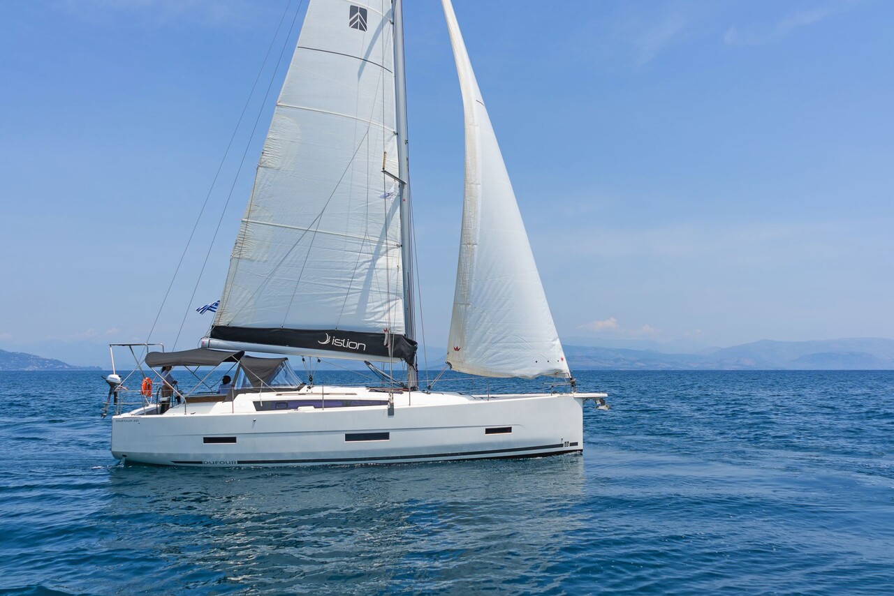 Dufour 430 (sailboat) for sale