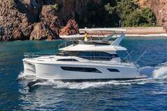 Aquila Yachts 44 - picture 1