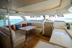 Aquila Yachts 44 - picture 9