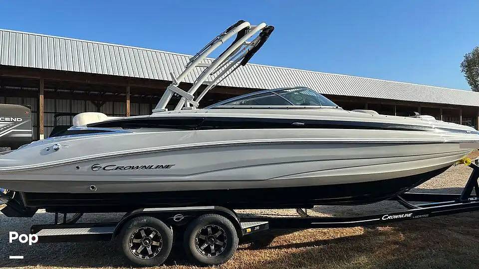 Crownline 275SS - picture 2