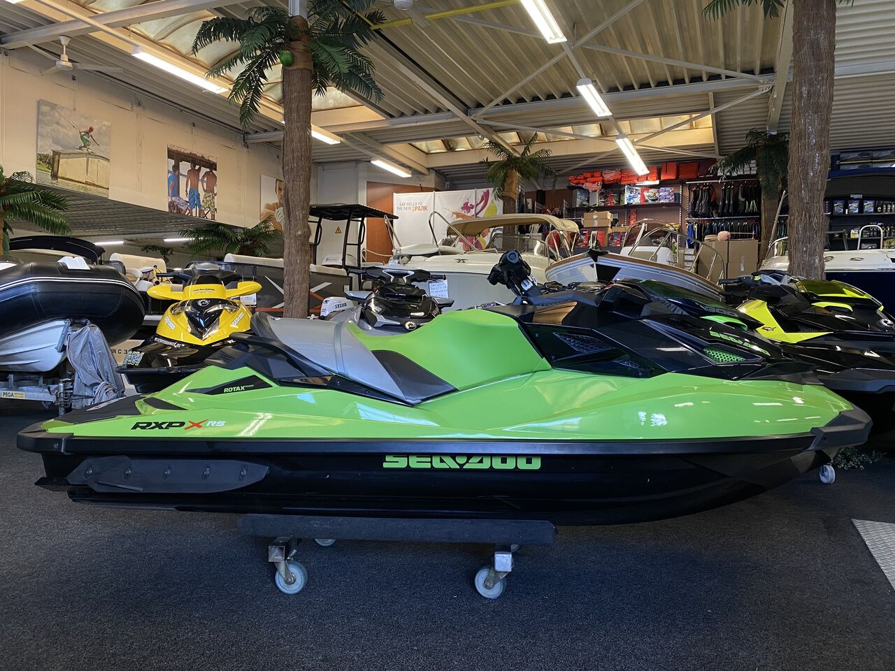 Sea-Doo RXP X-rs 300 (65uur) - picture 3