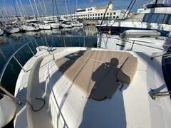 Cayman Yachts 42 - picture 7