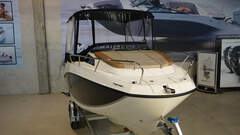 Quicksilver Activ 555 Cabin mit 80 PS Lagerboot - immagine 4