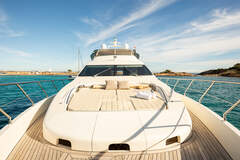 Azimut 75 Fly, First Launched 2013, fin Stabilized - picture 8