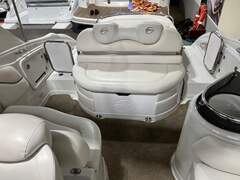 Crownline 315 SCR - picture 10