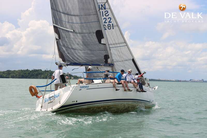 Dufour 34 Performance - picture 3