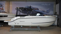 Quicksilver Activ 675 Cruiser mit 175 PS Lagerboot - fotka 1