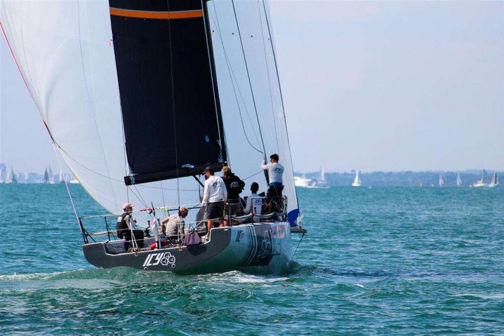 Melges IC37 - picture 3