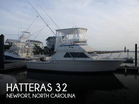 Hatteras 32 Flybridge Fisherman
