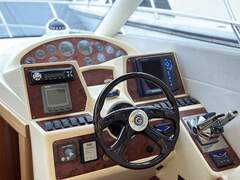 Galeon 330 Fly - picture 7