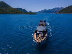 Cheoy Lee Motor Yacht - imagem 3
